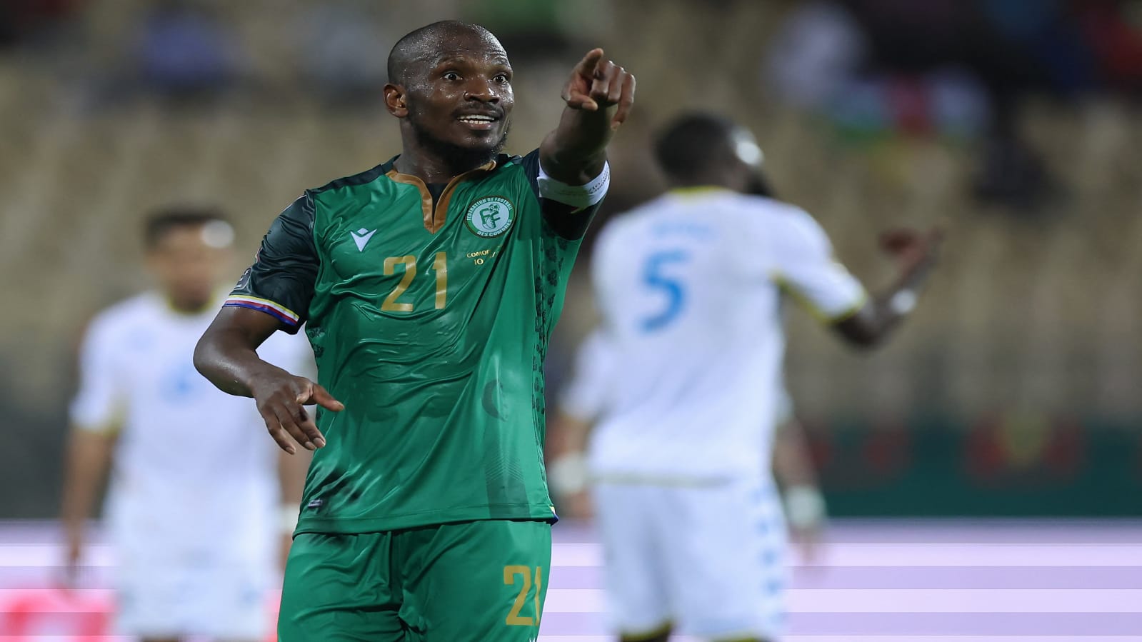 منتخب جزر القمر يخلق مفاجأة كبرى في كأس إفريقيا ويقصي منتخب غانا