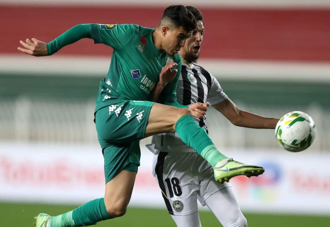 فريق الرجاء البيضاوي يعود بانتصار مهم من الجزائر بعد هزمه وفاق اسطيف الجزائري