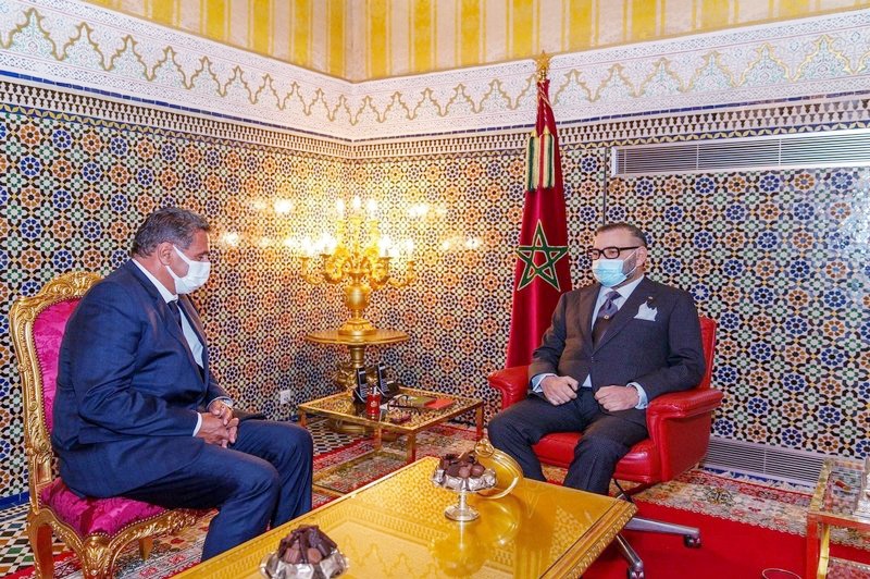 جلالة الملك محمد السادس يستقبل رئيس الحكومة، عزيز أخنوش، ووزير الفلاحة محمد الصديقي، بالإقامة الملكية ببوزنيقة.