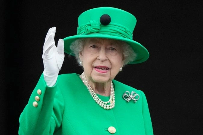 وفاة الملكة إليزابيث الثانية عن عمر يناهز 96 عاماً