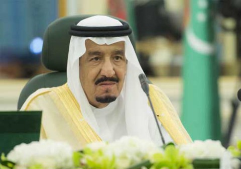 العاهل السعودي يصدر أوامر بإعفاء مسؤولين