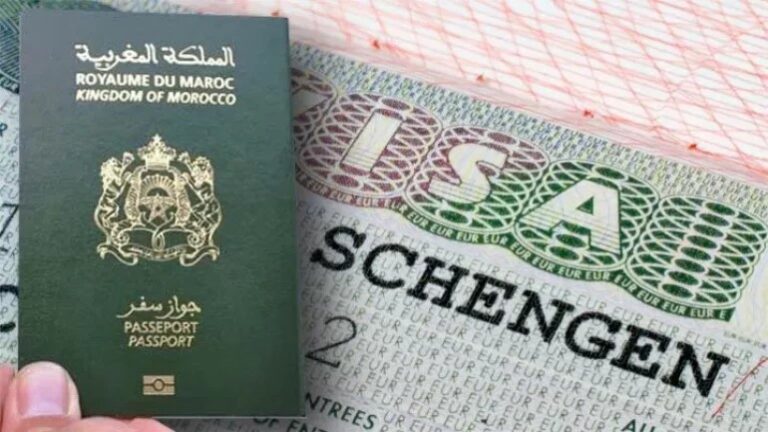 مغاربة يستنكرون تلاعب سماسرة التأشيرات “فيزا شنغن”