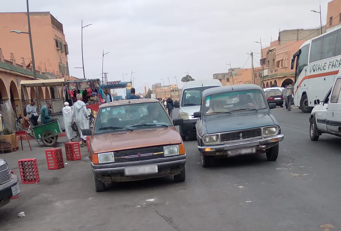 توقيف شخص يمتهن النقل السري بمدينة أكادير للاشتباه في تورطه في وفاة امرأة