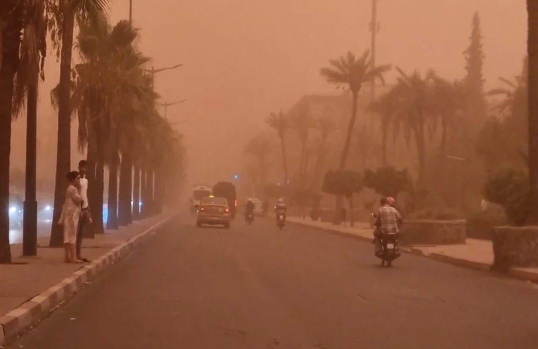 نشرة إنذارية: رياح قوية وتطاير الغبار بالمغرب