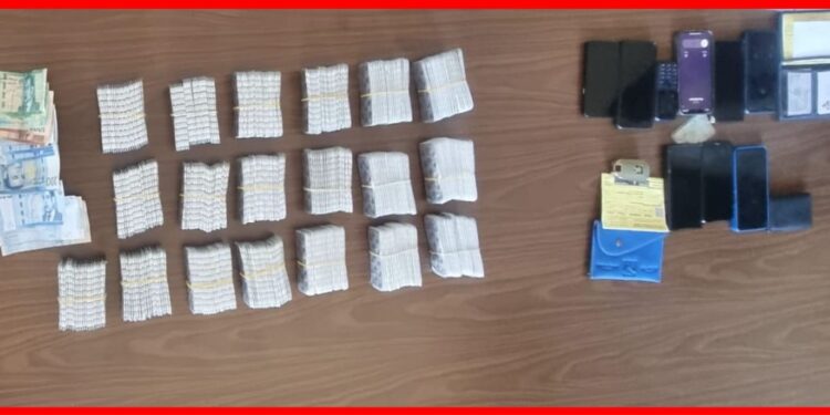 الأمن الإقليمي بسلا يوقف أربعة أشخاص متورطين في ترويج المخدرات وحيازة الأقراص المهلوسة