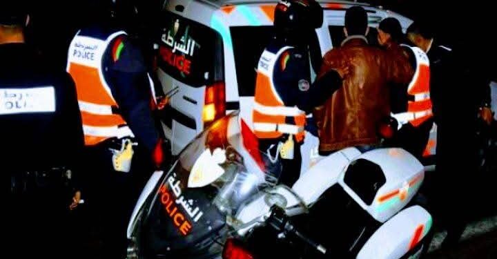 “المنطقة الإقليمية للأمن بابن جرير تطيح بشبكة لتجارة المخدرات وتوقف العديد من الأشخاص في حملات أمنية واسعة”