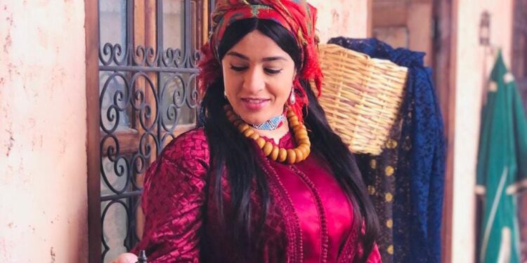الفنانة نورة الولتيتي تكشف عن الجديد الفني و كواليس “فيلم زرايفا”