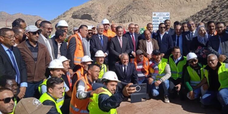 بركة وأمزازي يتفقدان أشغال مشروع بناء سد التامري ومشاريع طرقية