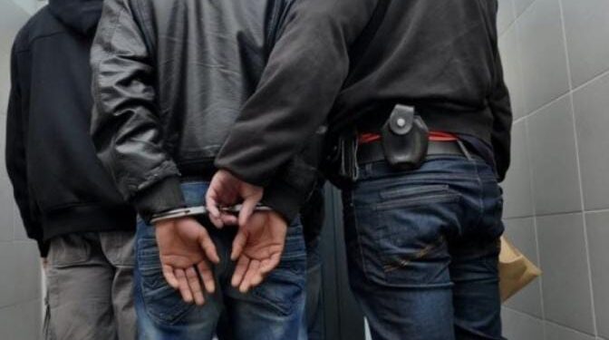توقيف شخصين بالعيون بتهمة ترويج المخدرات وحجز كميات مهمة من المؤثرات العقلية