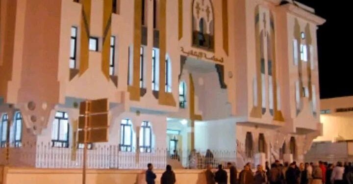 المغرب.. محكمة الحسيمة تصدر أحكامًا بالسجن في قضايا تهريب المخدرات