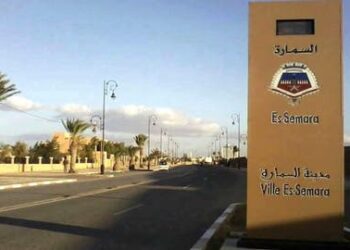 أشغال إنجاز المحور الطرقي الرابط بين السمارة والحدود الموريتانية تشرف على الانتهاء
