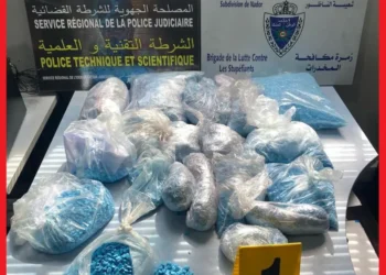 إحباط تهريب 53 ألف قرص مهلوس بميناء بني أنصار