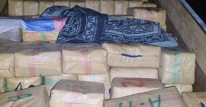 إحباط محاولة تهريب 17 طناً من الشيرا عبر المسالك البحرية بالصويرة بتنسيق أمني محكم