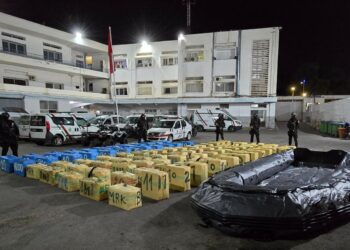 أمن أكادير يوقف ستينياً متورطاً في شبكة للتهريب الدولي ويحجز أزيد من أربعة أطنان من الشيرا