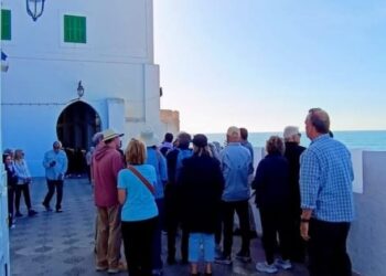 اجتماع رسمي بمقر ولاية طنجة  لتثمين مقومات أصيلة السياحية والحفاظ على هويتها الثقافية