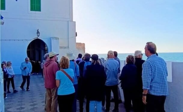 اجتماع رسمي بمقر ولاية طنجة لتثمين مقومات أصيلة السياحية والحفاظ على هويتها الثقافية
