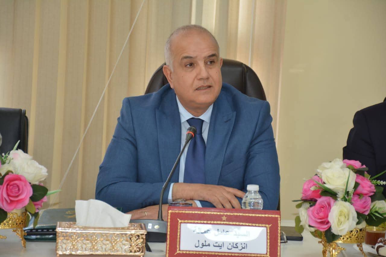عامل عمالة إنزكان يعقد حصصاً للتعارف والاطلاع على سير المشاريع بالجماعات الترابية وتعزيز روح التعاون بين السلطات المنتخبة والإقليمية