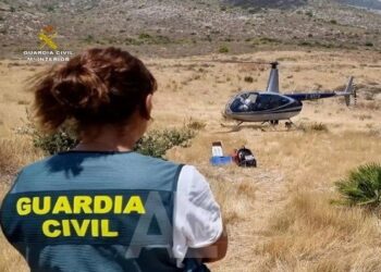 إسبانيا تفكك شبكة لتهريب الحشيش من المغرب باستعمال المروحيات