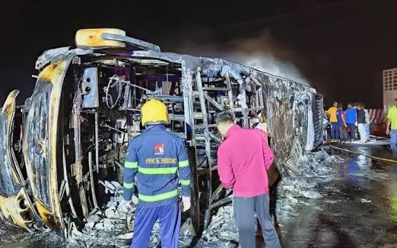 حريق يلتهم ناديا ليليا ويودي بحياة 25 شخصا على الأقل بينهم سياح في الهند