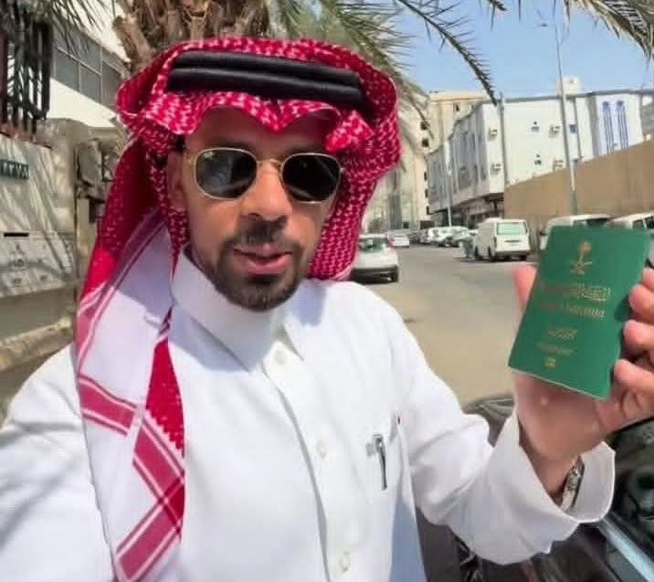 قصة انتقام المغاربة من مؤثر سعودي استفزهم ، هكذا فقد خالد العريان ملايين المتابعين بعد إعلانه زيارة الجزائر