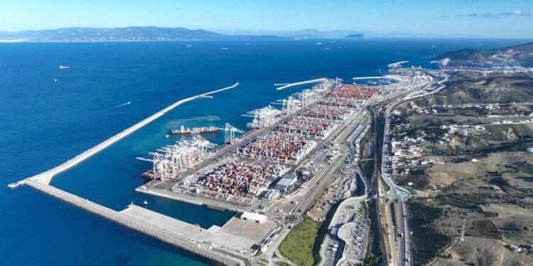 المغرب يحقق تقدماً في الربط البحري