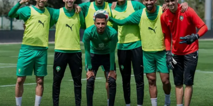 بعثة المنتخب المغربي تتوجه إلى مدريد لمواجهة الإكوادور وديا