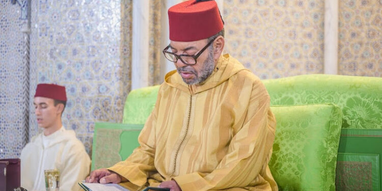 الملك محمد السادس يترأس حفل إحياء ليلة القدر المباركة ويشرف على تسليم جوائز محمد السادس لأهل القرآن والحديث