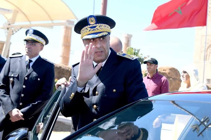 حموشي يمنح ترقية استثنائية لشرطي أصيب بجروح بليغة أثناء أداء واجبه بالقنيطرة